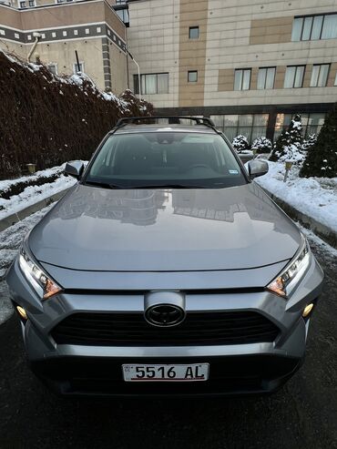 Toyota: Toyota RAV4: 2019 г., 2.5 л, Автомат, Бензин, Кроссовер