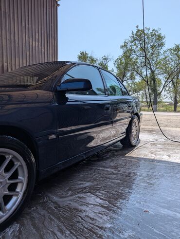 Opel: Opel Omega: 2002 г., 2.2 л, Механика, Бензин, Седан — 3