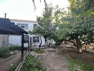 Продажа коттеджей и домов: Продается Дом!!! Иссык-куль г. Балыкчы 5 соток Большой дом,есть — 9