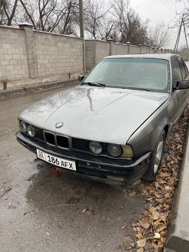 бмв е34 автомобили: BMW 525: 1993 г., 2 л, Механика, Бензин, Седан