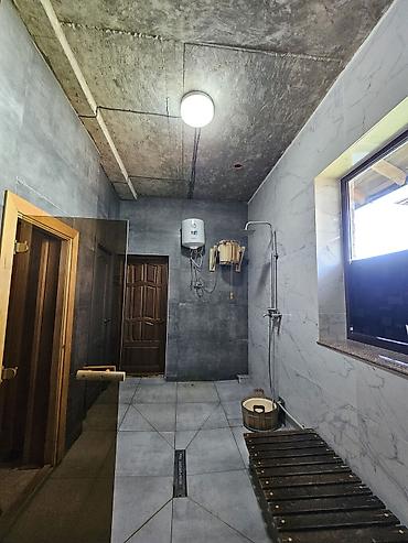 Продажа коттеджей и домов: Продается ДОРОГО особняк. For Sale – 8 rooms ( 6 bedroom + 2 main — 5