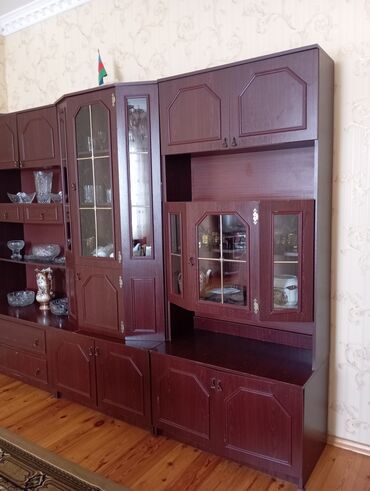 horumcek adam: Mebel Biləcəridədi alan adam özü gəlib götürəcək