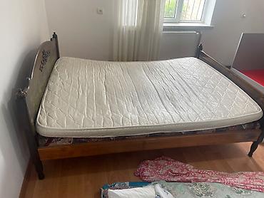 divan çarpayı: Səliqəli saxlanılıb. Şəkillərdə göründüyü kimi qalın materialdı və — 1