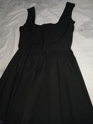 Sarafanlar: Həm sarafanhəm də don kimi istifsdə edilə bilir. Tamamilə yenidir — 6