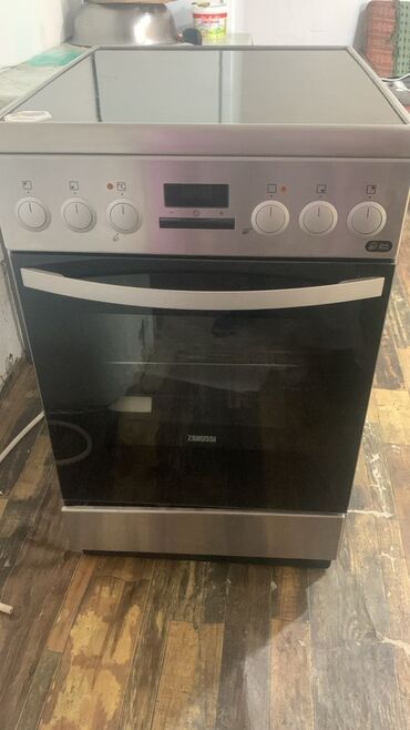 smeg духовка: Zanussi, Электрическая, Сенсорное, Напольная, Новый, Полная оплата