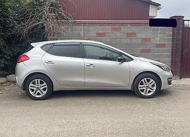 кия автомобили: Kia Ceed: 2013 г., 1.6 л, Автомат, Бензин, Хэтчбэк — 1