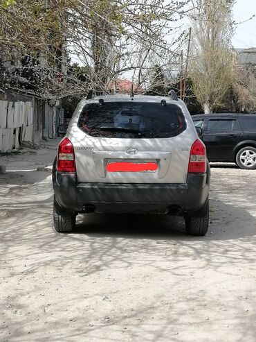 Hyundai: Hyundai Tucson: 2 l | 2007 il Ofrouder/SUV