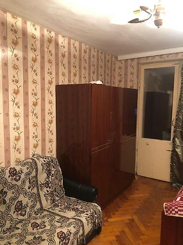 3 otaqlı kiraye evler: Bazar kontakt home yanı. orta blok 3-cu mərtəbə. infrastruktur — 1