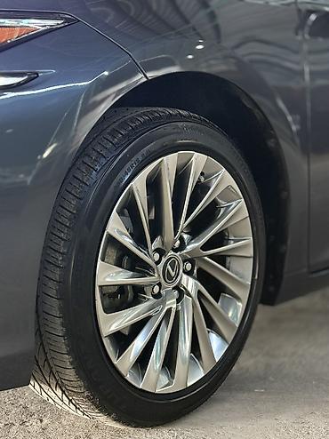 Lexus: Lexus ES: 2023 г., 2.5 л, Гибрид — 4