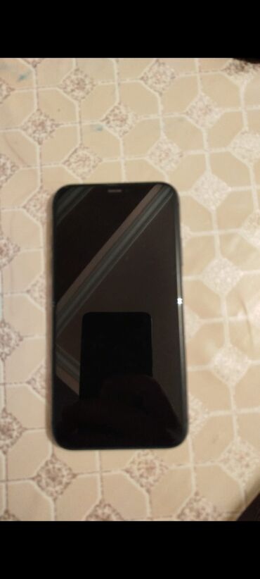 Apple iPhone: IPhone 11, Qara