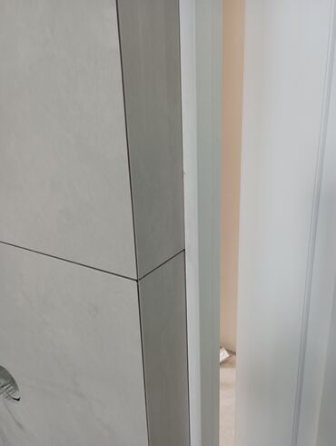 Укладка плитки: Подготовка стен для грунтовки, Подготовка стен для укладки, Резка плитки | Зеркальная плитка, Мраморная плитка, Керамогранитая плитка | Вертикальная укладка, Диагональная укладка, Горизонтальная укладка 3-5 лет опыта — 10