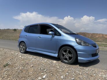 колф 3: Honda Fit: 2003 г., 1.3 л, Вариатор, Бензин, Хэтчбэк