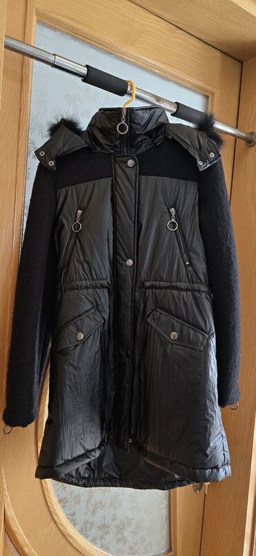 toxunma jaket modelleri: Qadın qış gödəkçəsi – qara rəng - Model: orta uzunluqda, bel hissəsi
