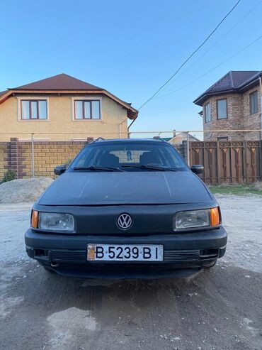 salvatore: Volkswagen Passat: 1992 г., 2 л, Механика, Бензин, Универсал