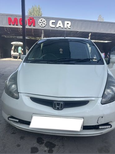 зарядные устройства для автомобиля: Honda Fit: 2002 г., 1.5 л, Автомат, Бензин, Хэтчбэк