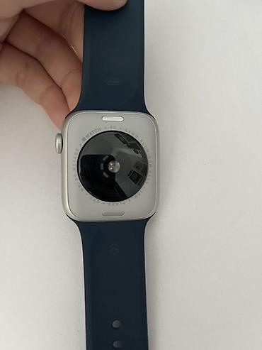 смарт кольцо: Продаю Apple Watch SE 2 44mm. Состояние почти как новое, носились — 3
