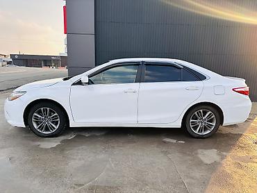 Панели, обшивки: Центральная консоль Toyota — 1