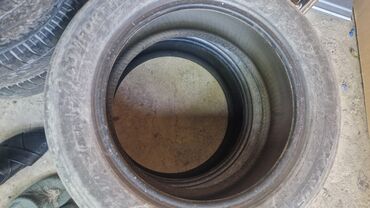 Disklər: Məhsul: Avtomobil şinləri (2 ədəd) Təsvir: - Ölçü sidewall yazısına