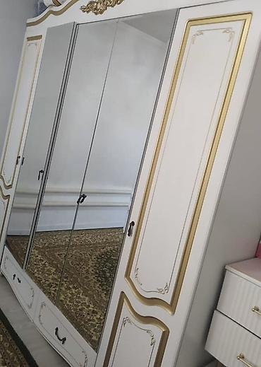 standing mirror: Классический пятидверный шкаф-купе с зеркалами - Элегантный дизайн в — 2