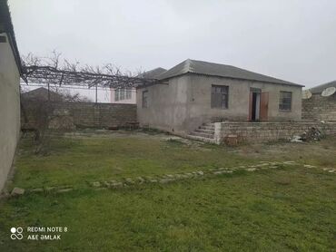 Həyət evləri və villaların satışı: 3 otaqlı, 110 kv. m, Kredit var, Orta təmir