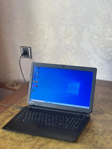 Masaüstü kompüterlər və iş stansiyaları: İşlənmiş Toshiba, 15 ", Intel Celeron, 128 GB, Ünvandan götürmə