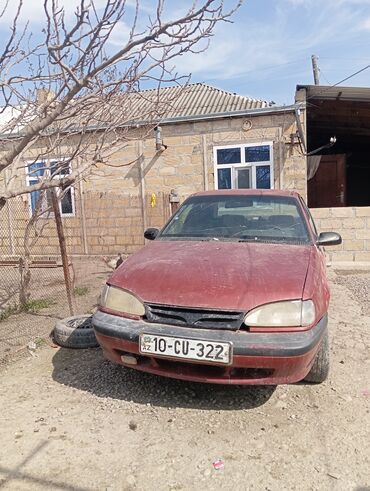 daevo centra: Daewoo Nexia: 1.5 l | 1996 il Sedan