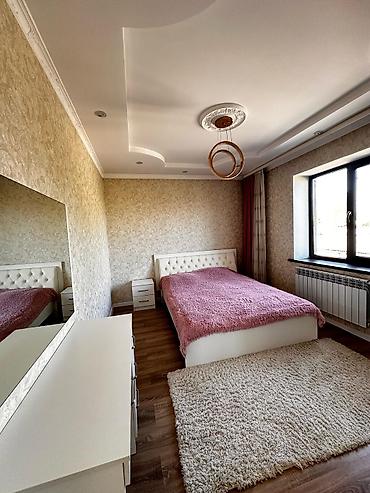 Продажа коттеджей и домов: 🆘Продаются 🏡 📍 Ж/М Ала Тоо2 «В тихом районе 📏 Участок 4 соток 🧧 — 2