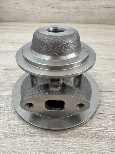 Digər avtomobil ehtiyat hissələri: Katric Valsız 

Bearing housing 

Perkins (1004-4T JCB)