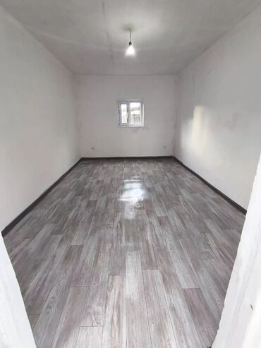 Долгосрочная аренда домов: 20 м², 1 комната, Утепленный, Бронированные двери, Парковка
