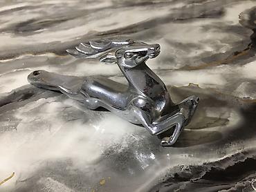 masin ucun ust baqaj: Xrom “cəld qaçan maral” kapot emblemi - Material: xrom örtüklü metal — 4