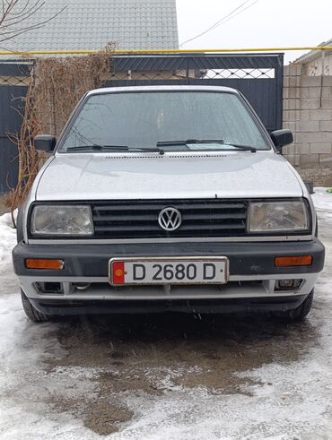 Volkswagen: Volkswagen Jetta: 1990 г., 1.8 л, Механика, Бензин, Седан