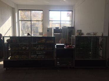 Sex, zavod və fabriklər: Nəsimi rayonu,28may metrosunun yaxınlığında, 1 otağlı 50 kv.m sahəsi — 3