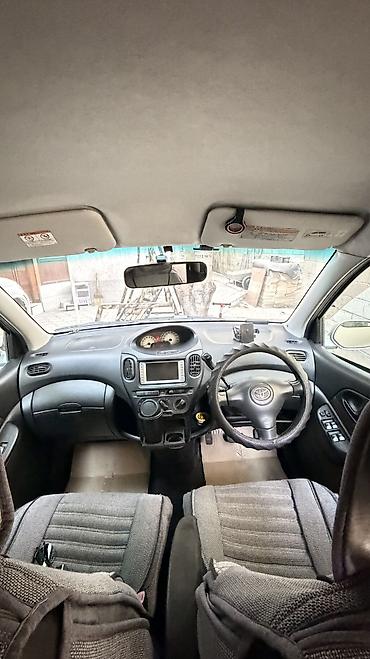 смёрка машина: Toyota Funcargo: 2003 г., 1.3 л, Автомат, Бензин, Минивэн — 9