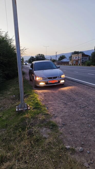 шины 15 размера: Honda Accord: 1998 г., 2 л, Автомат, Бензин, Седан