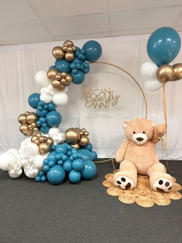 18 yaş tort sekilleri: Teddy ayı temalı dekor və şar qövsü - Xüsusi tədbirlər üçün tam