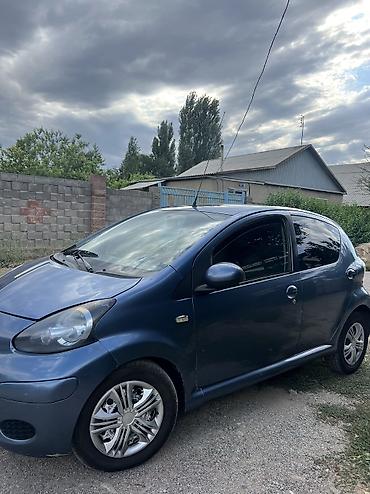 argb controller: Toyota Aygo: 2010 г., 1 л, Механика, Бензин — 2
