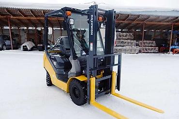 Погрузчик, Komatsu, Колесный, Вилочный at lalafo.kg Погрузчик, Komatsu, Колесный, Вилочный