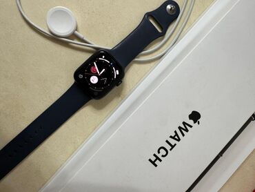 купить ноутбук в бишкеке недорого: Продаю умные часы Apple Watch SE (44 mm) в идеальном состоянии