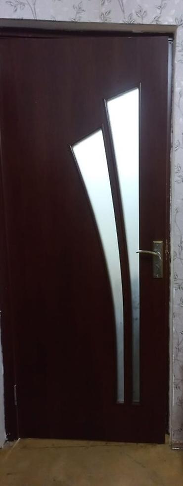 qapi taxta: Daxili otaq qapısı – qəhvəyi rəngli, müasir dizayn - Material: taxta — 1