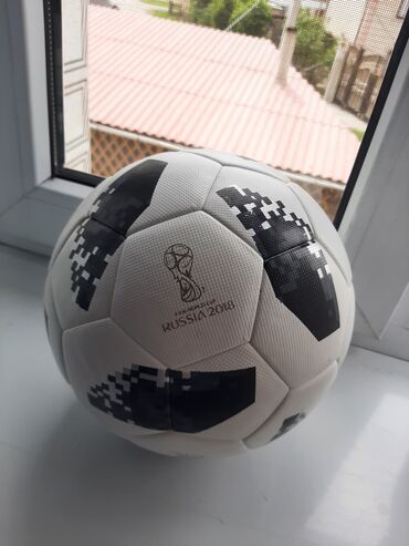 топ волейбол: Фудбольный мячь telstar чемпионата мира 2018 года