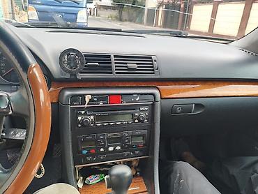динамики колонка: Audi A4: 2002 г., 3 л, Автомат, Бензин, Седан — 6