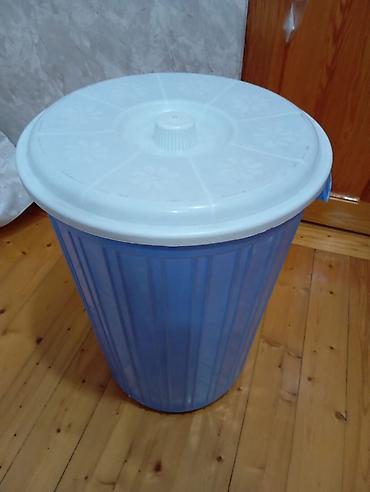 bakı xeritesi: Mavi plastik qab (qapaqlı) - Material: möhkəm plastik - Rəng: mavi — 1