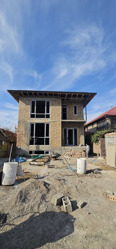 продаю в рассрочку дом: Дом, 220 м², 6 комнат