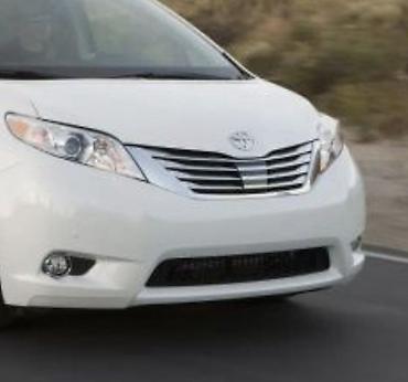 сиенна 2012: Бампер Toyota, Б/у — 2