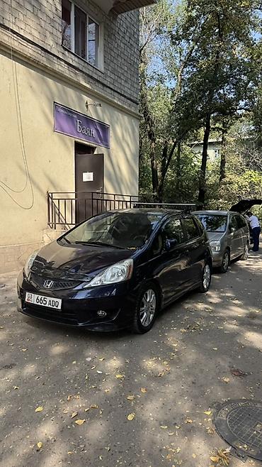 Hafei: Honda Fit: 2009 г., 1.5 л, Кол менен иштөөчү, Бензин, Хетчбек — 1