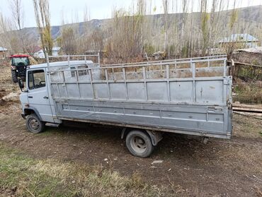 Транспорт: Mercedes-Benz MB 100: 1993 г., 4 л, Механика, Дизель