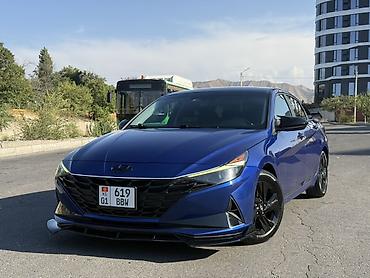 Hyundai Elantra: 2021 г., 2 л, Вариатор, Бензин, Седан