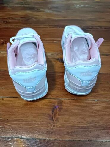 fake patike: Nike, 41, color - Pink