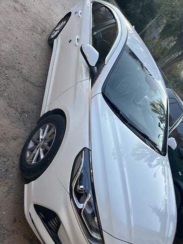 avalon 2017: Hyundai Sonata: 2018 г., 2 л, Автомат, Газ, Седан — 1