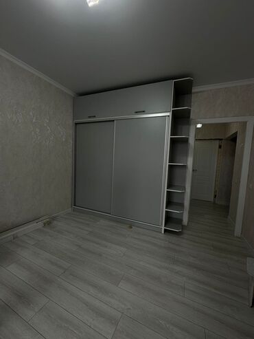 Шкафы для одежды: Мебель на заказ, Элегантный гардероб в современном стиле, выполненный — 33